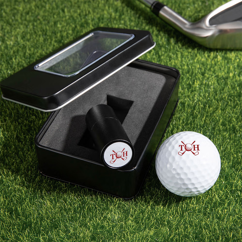 Gaven som hever spillet: Personlig golfballstempel for golfentusiasten